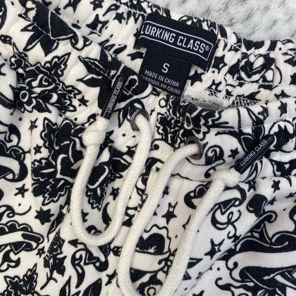 2 piece Lurking Class Tattoo Print Sweatshorts and Sweatshirt - Picture 5 of 10